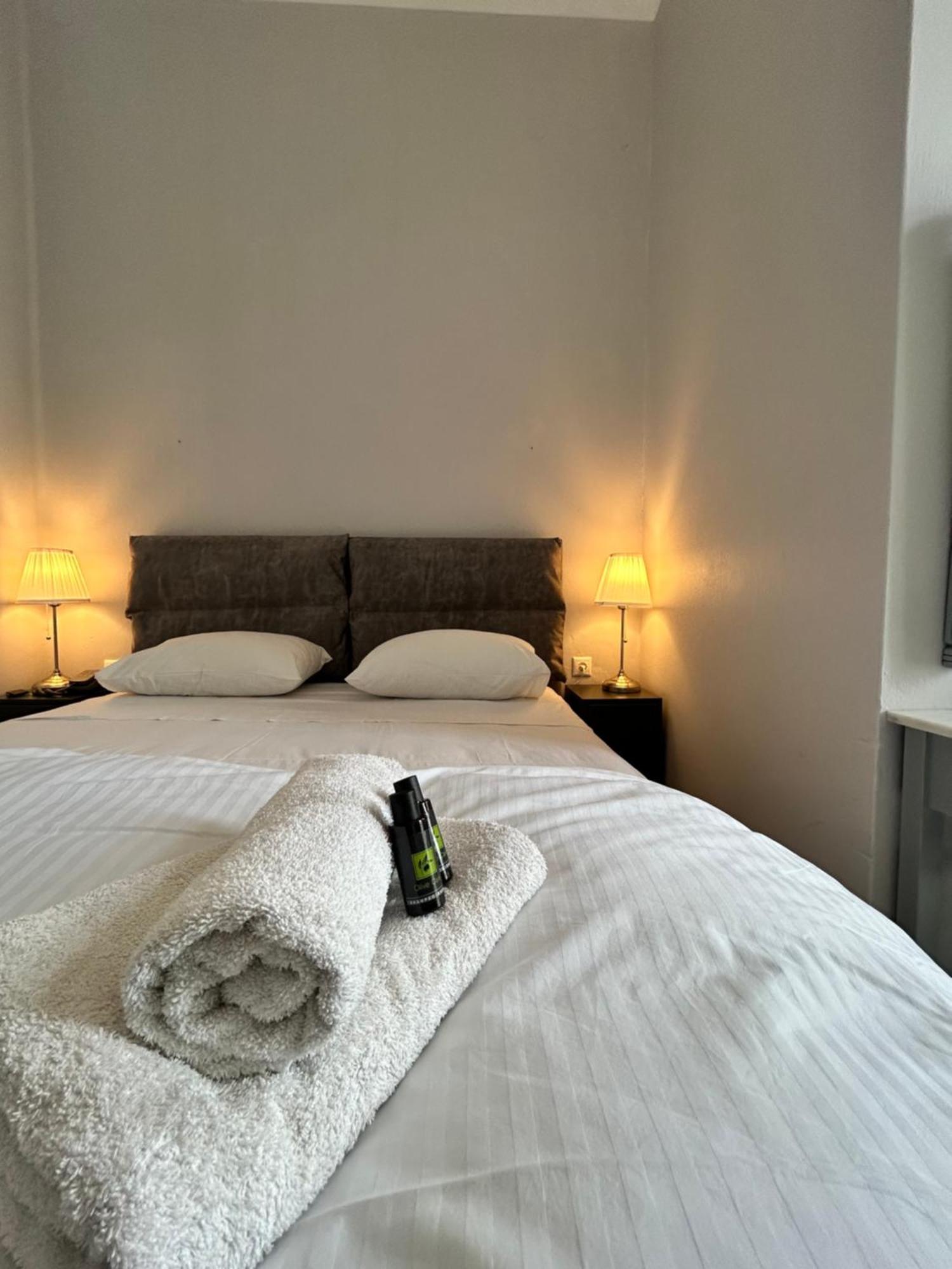 Tinion Urban Hotel Tinos ภายนอก รูปภาพ
