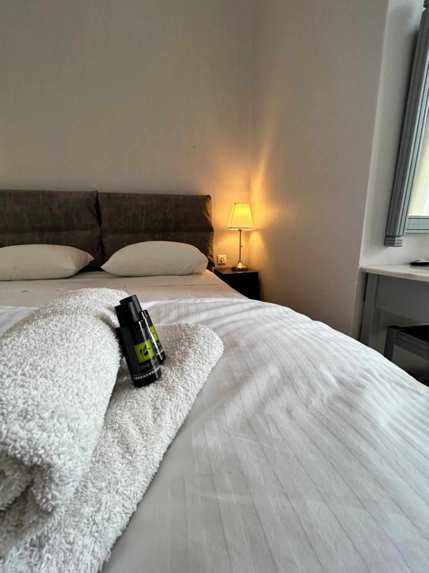 Tinion Urban Hotel Tinos ภายนอก รูปภาพ