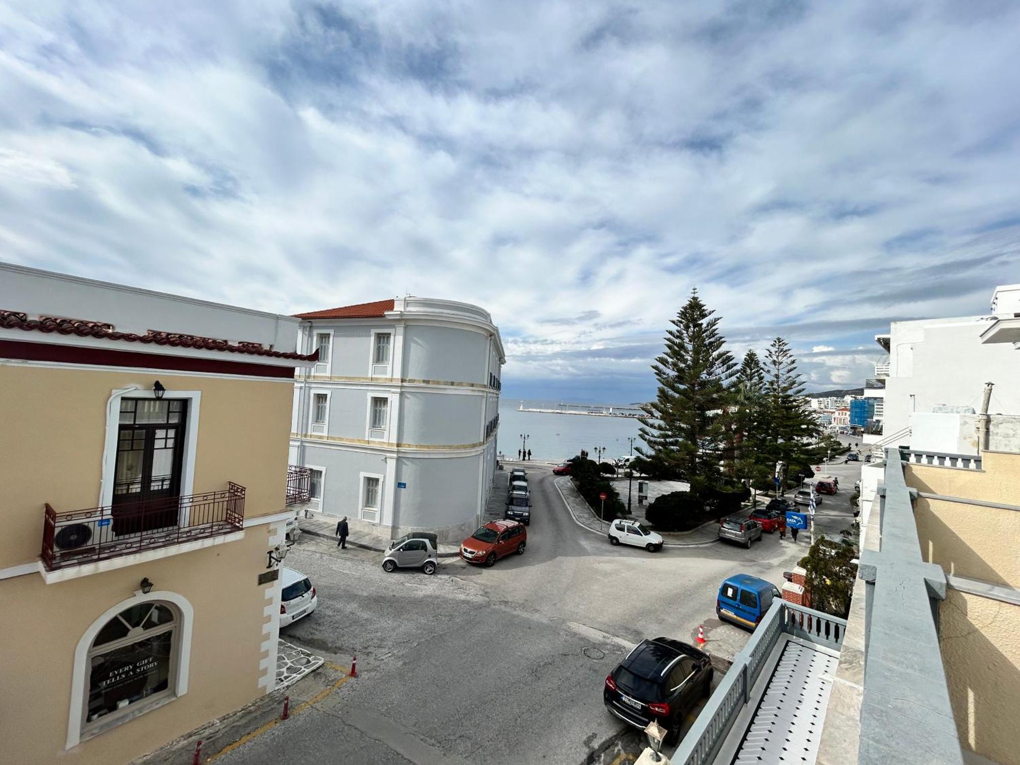 Tinion Urban Hotel Tinos ภายนอก รูปภาพ