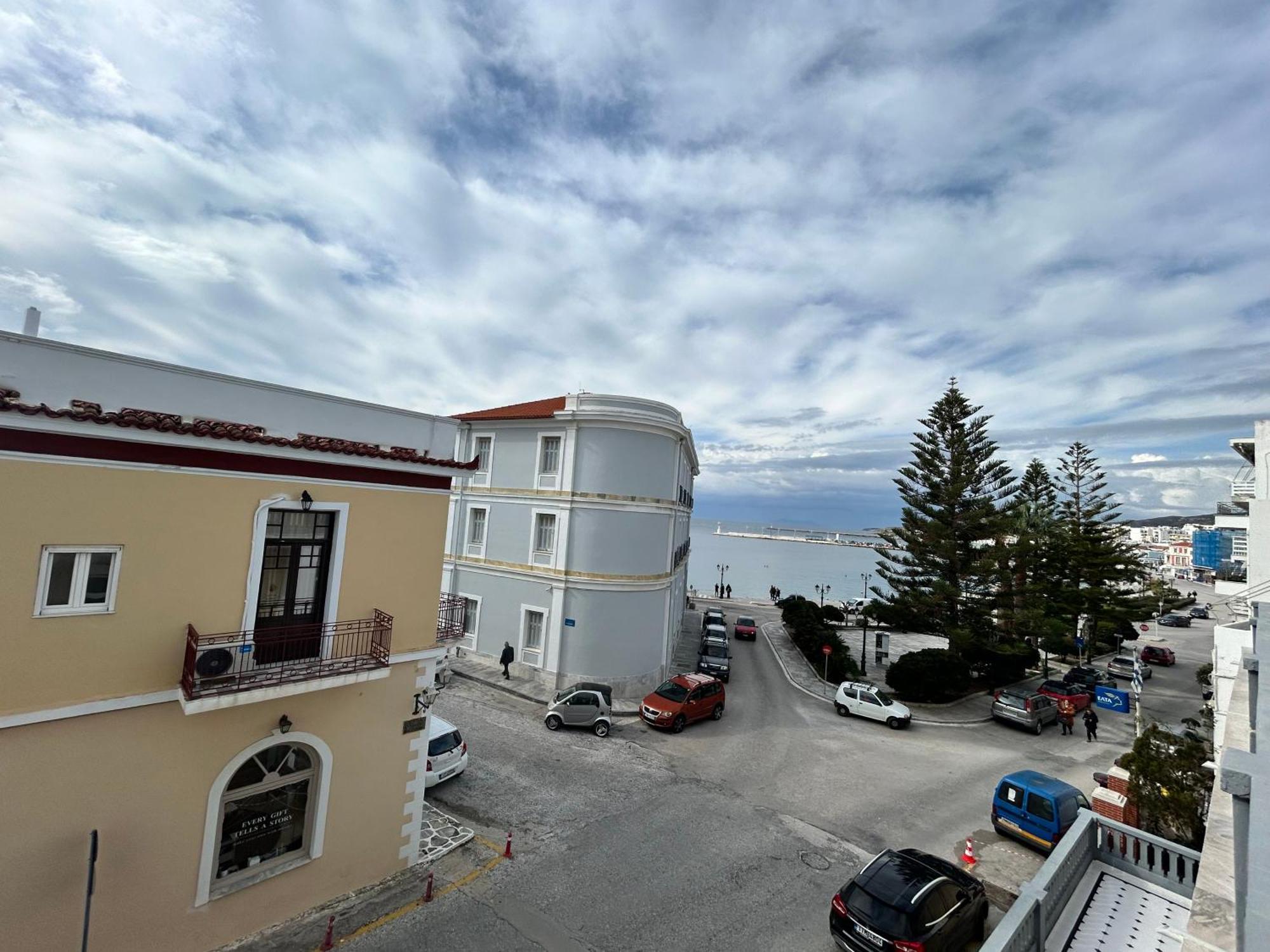 Tinion Urban Hotel Tinos ภายนอก รูปภาพ